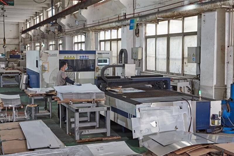 cnc laser cutting robots